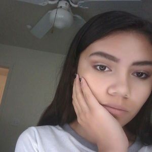 Meet your Posher, Veronica